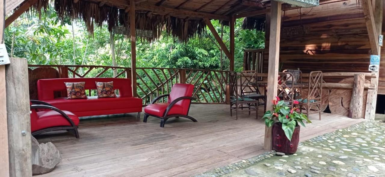 Eco Hostal Monolandia エル・ザイノ エクステリア 写真